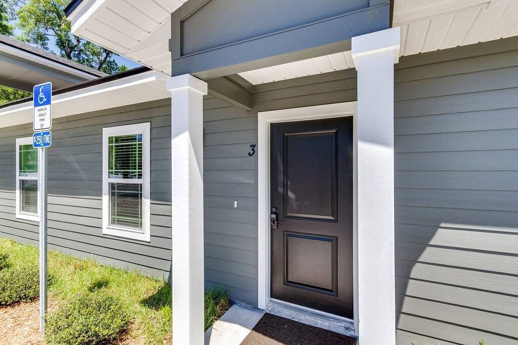 Ganze Wohnung, Oak St #3 |Main Level Apt |Small Dogs Ok |Walk to St Johns River |Seasonal Pool |Green Cove Springs in Clay County (FL)