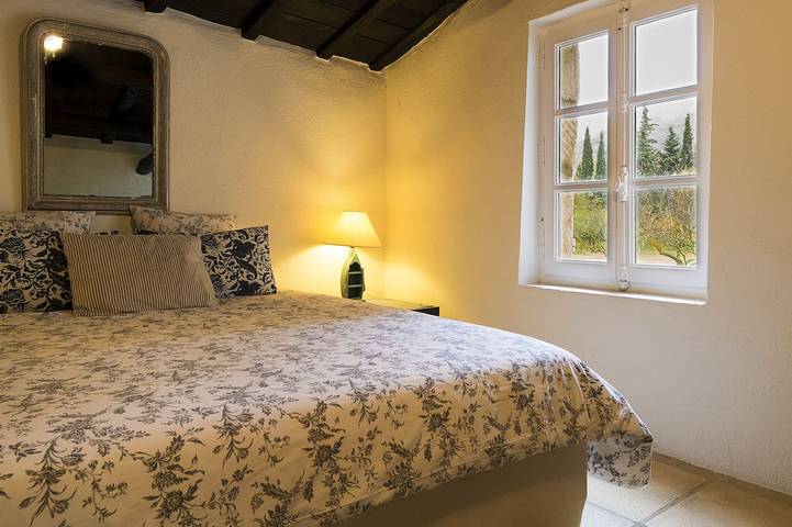 Gîte pour 2 personnes, avec piscine et jardin à Valaurie - 2