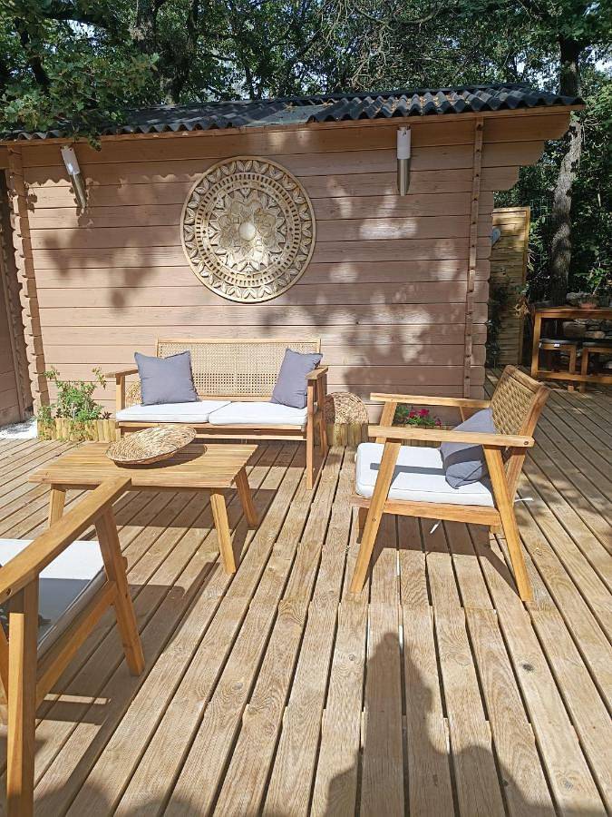 Appartement entier, La petite cabane in La Crau, Côte méditerranéenne (France)