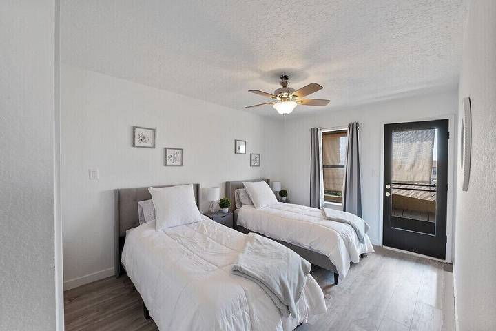 Vacation rental for 8 people in Albuquerque