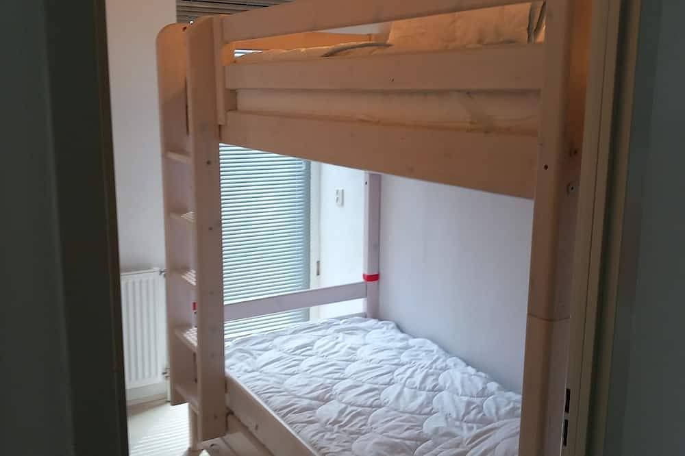 Geräumiges  Ferienhaus (100m² ) in  Scharendijke !  Streuner  willkommen !! in Scharendijke, Grevelingenmeer