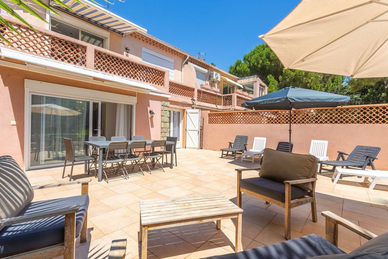 Ganze Wohnung, Courtille Plage – Naturnahes Refugium am Meer in Fréjus in Fréjus Plage, Frejus