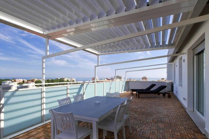 Gîte pour 7 personnes, avec vue et balcon à Misano Adriatico - 2