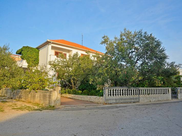Ferienwohnung für 3 Personen, mit Balkon in Biograd na Moru