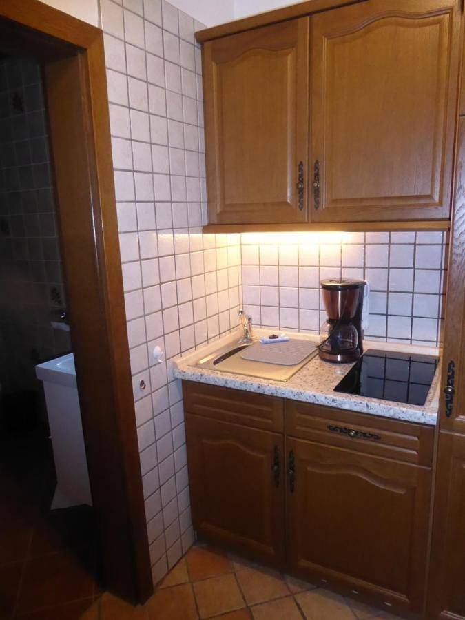Ferienwohnung für 4 Personen, mit Balkon und Terrasse sowie Garten und Ausblick in Geigenbaumuseum Mittenwald - 2