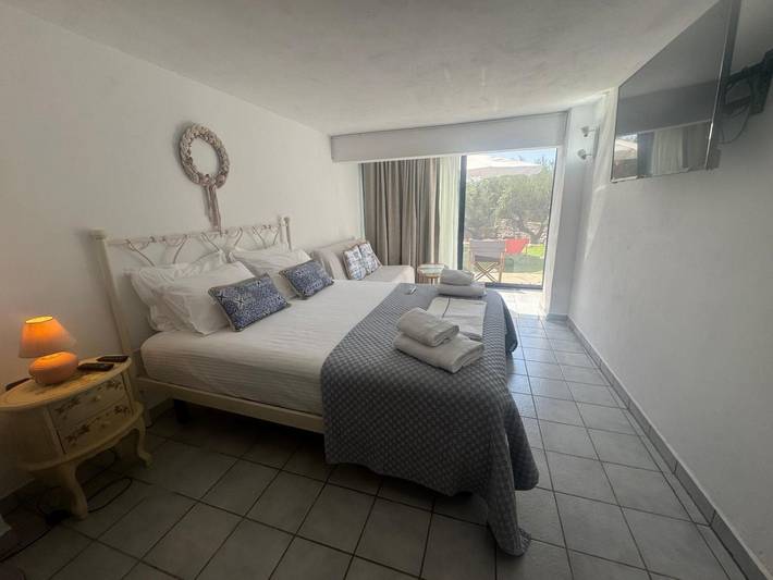 Vacation rental for 2 people, with Yard