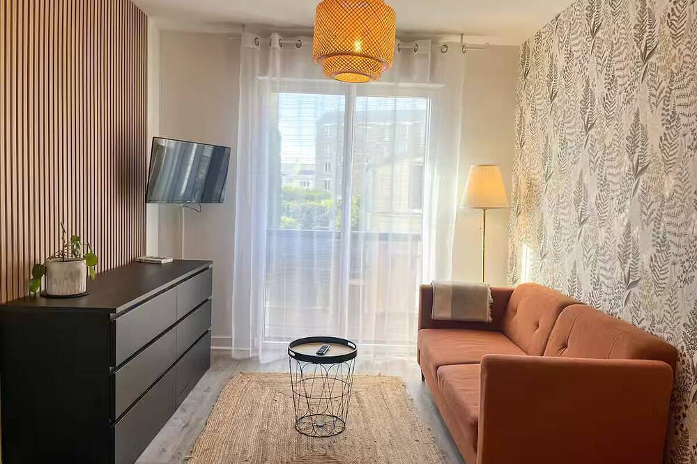 Appartement entier, T2 cosy avec parking gratuit & transports au pied in Équeurdreville-Hainneville, Cherbourg-en-Cotentin