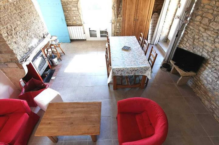 Gîte pour 8 personnes, avec jardin à Mazille - 3