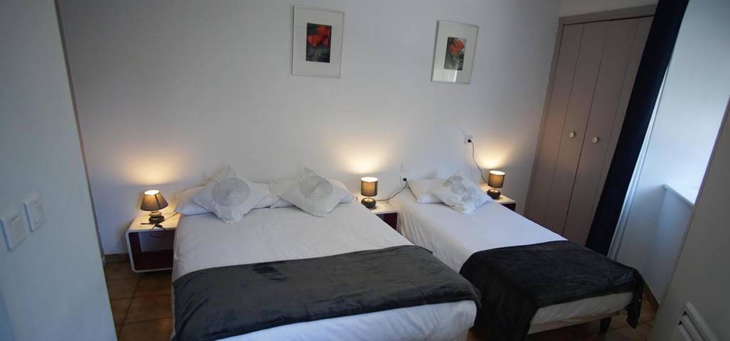 Hôtel pour 3 personnes, avec terrasse à Tarascon-sur-Ariège - 3