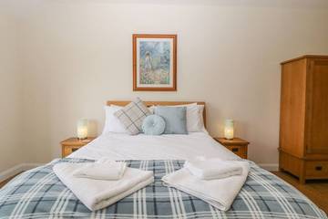 Cottage for 6 People in Queen Camel, Somerset, Photo 2