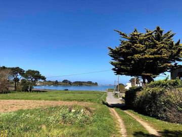 Gîte pour 2 personnes, avec jardin à Landéda