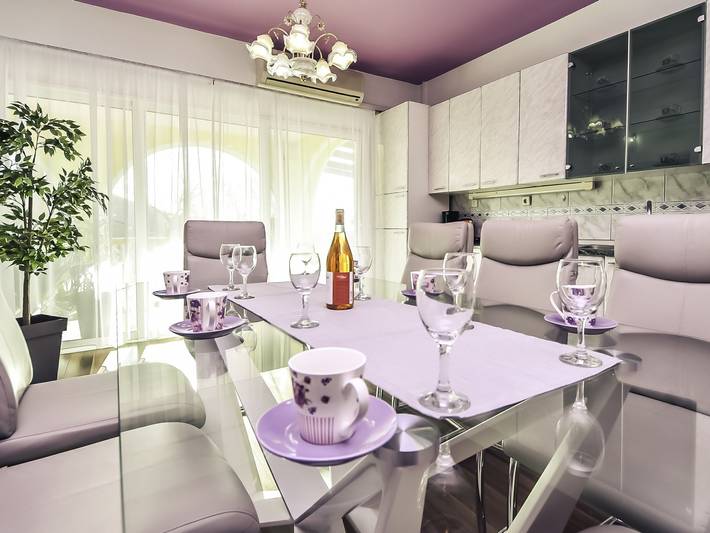 Ferienwohnung für 6 Personen, mit Terrasse und Garten sowie Ausblick in Obrovac - 4