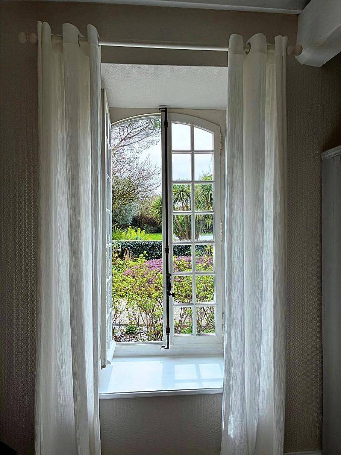 Location de vacances pour 2 personnes, avec piscine ainsi que jardin et vue dans Azereix - 4