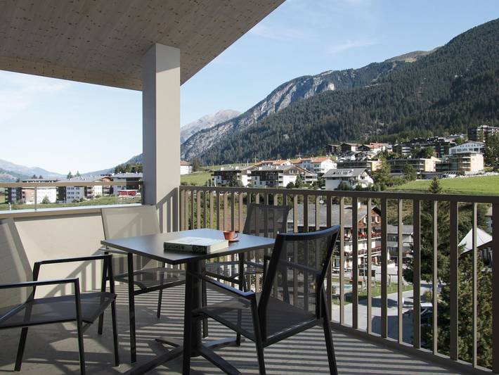 Ganze Ferienwohnung, Residenza Grava - Lifestyle 2.5 Zimmer Appartment mit Loggia in Surses, Oberhalbsteiner Alpen