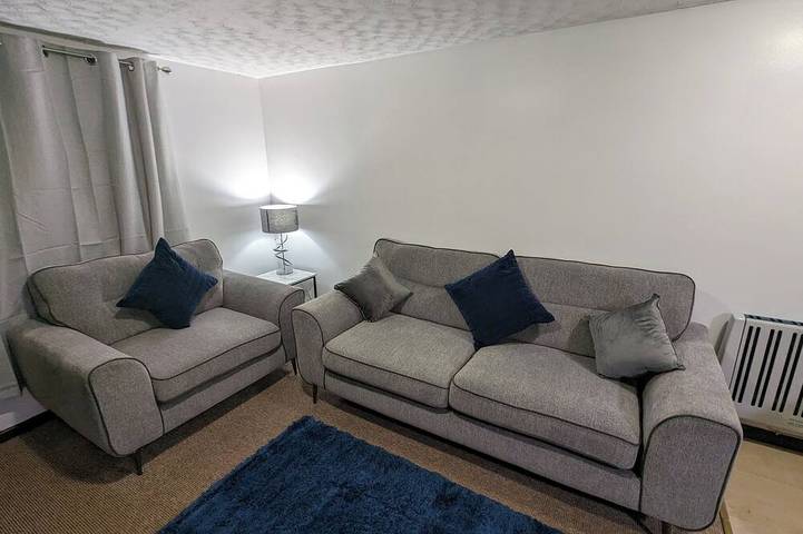 Cosy 2 Bedroom Property 15 Minutes From St Ives. Parking Available in Cornualles
