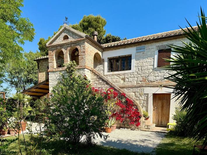 Casa vacanza per 8 persone, con terrazza e giardino, con animali domestici in Riviera del Conero