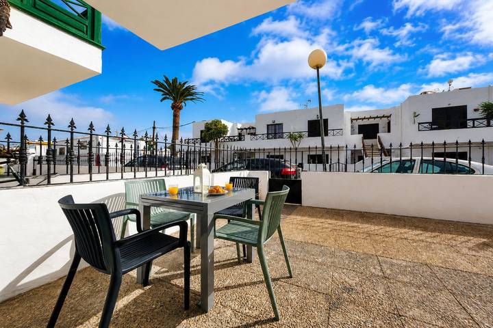 Holiday home for 4 people, with terrace in Puerto del Carmen