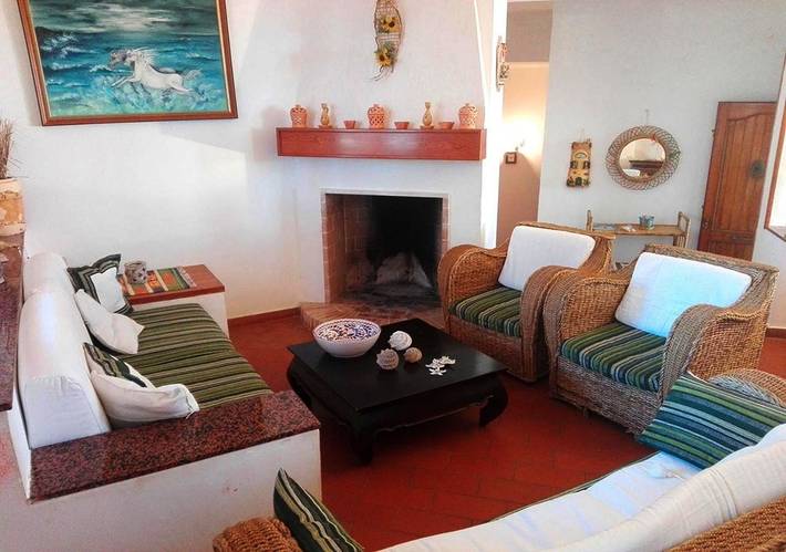 Location de vacances pour 10 personnes, avec vue et jardin à Baia di Gallipoli