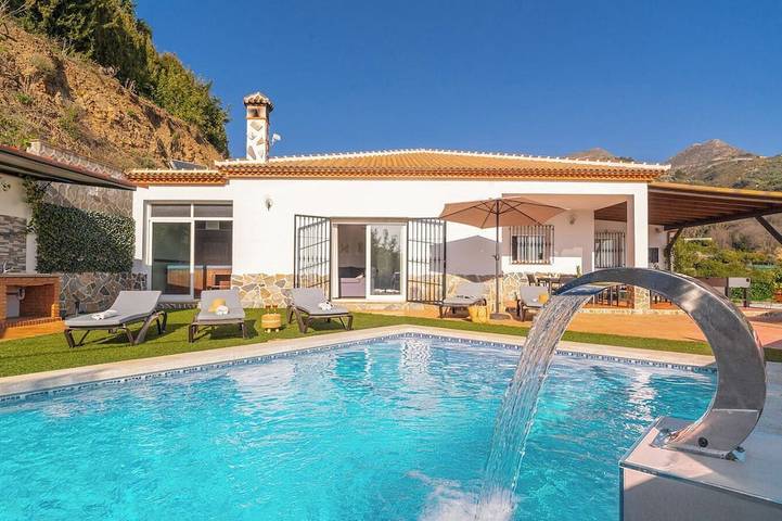 Villa für 6 Personen, mit Whirlpool und Garten - 1