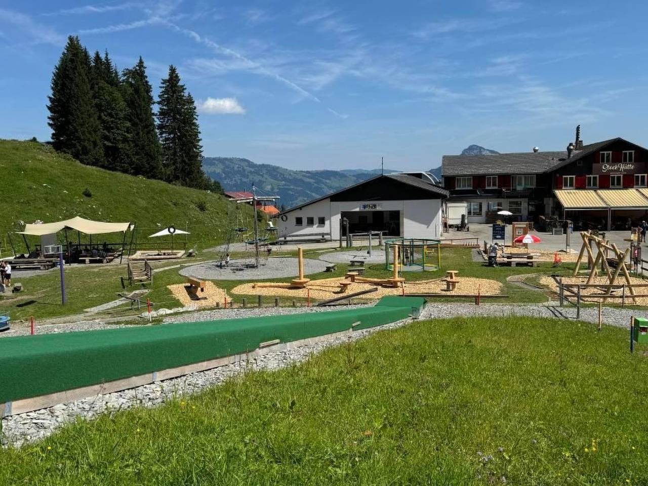 Entire apartment, Chalet Hörler in Emmetten, Lake Lucerne