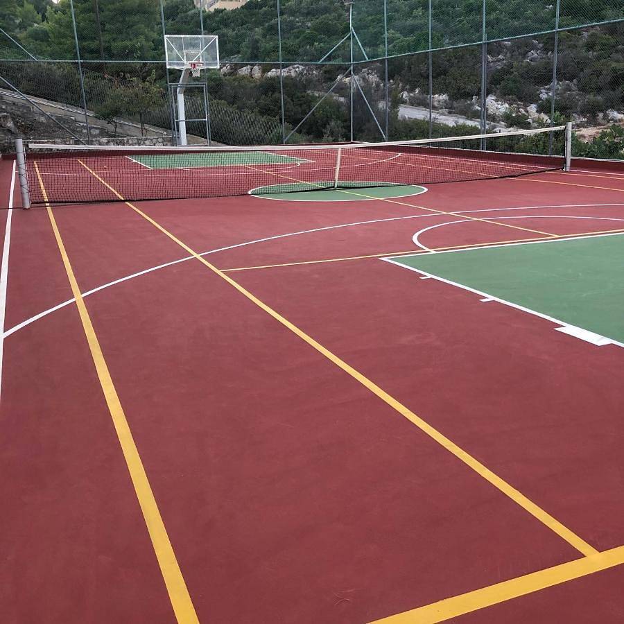 Villa with swimming pool and tennis/basketball court in Theologos, Fthiotida