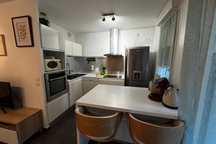 Gîte pour 6 personnes, avec terrasse, adapté aux familles à Annecy - 2
