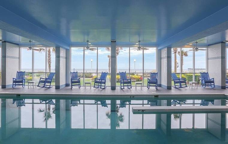 Ferienwohnung für 6 Personen, mit Balkon und Sauna sowie Pool und Whirlpool - 1