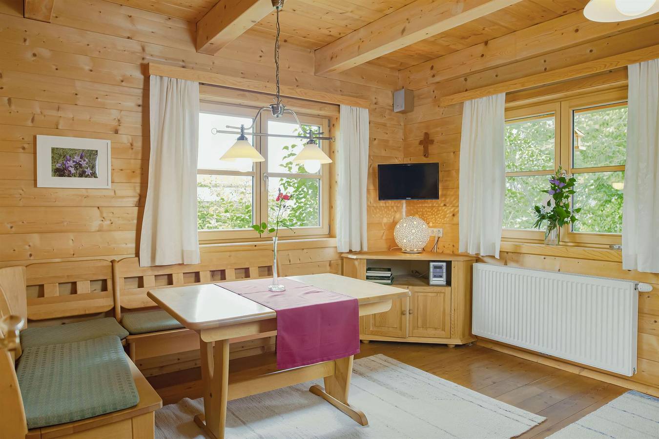 Ganze Ferienwohnung, Holz-Bio-Appartement Dachstein mit Infrarotsauna in Ramsau am Dachstein, Schladming-Dachstein