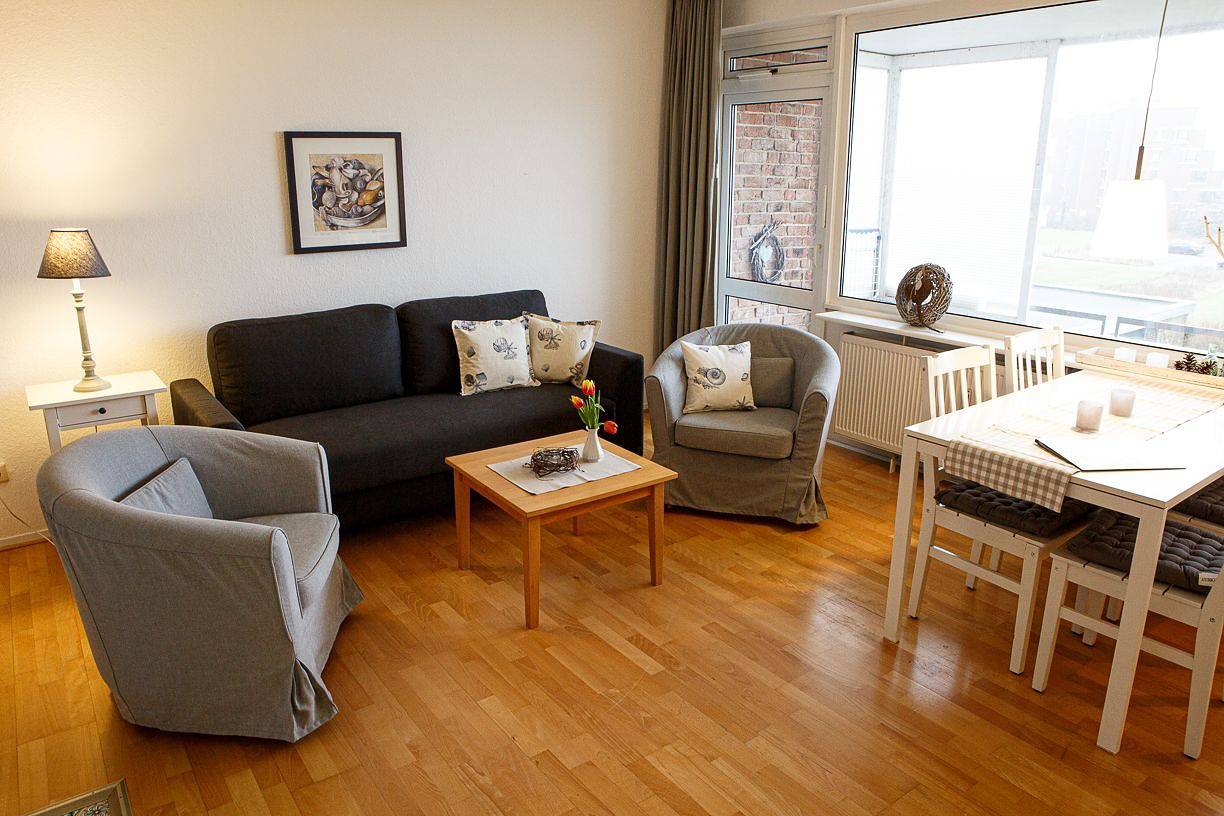 Ganze Wohnung, Hier erwartet Sie, mit weitem Südblick auf die Halligen, unser gemütliches Quartier! in Greveling, Wyk auf Föhr