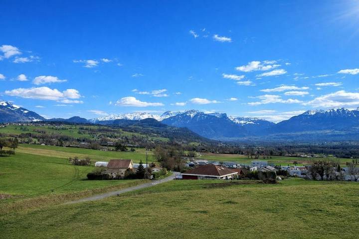 Appartement de vacances pour 8 personnes, avec vue et jardin