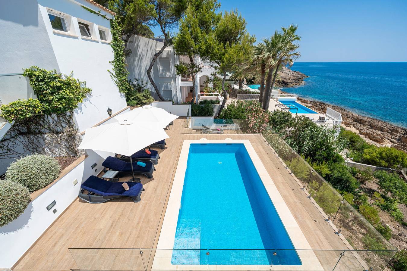 Maison de vacances "Carol On The Rocks Mhm" avec vue sur la mer, piscine privée et Wi-Fi in Cala Provencal, Capdepera