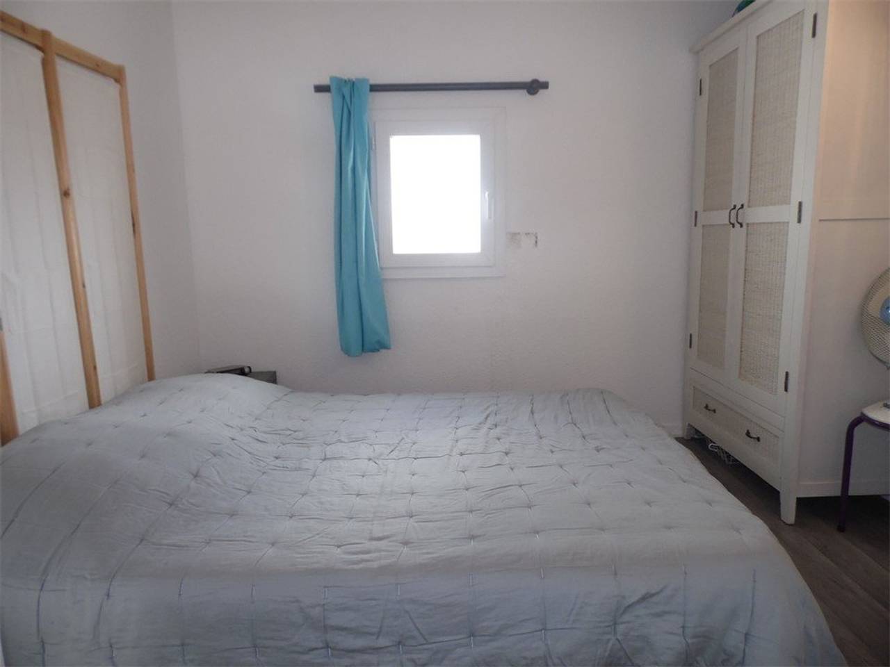 Studio entier, Studio mezzanine avec loggia, 4 couchages, parking privé in Grau-d'Agde, Agde