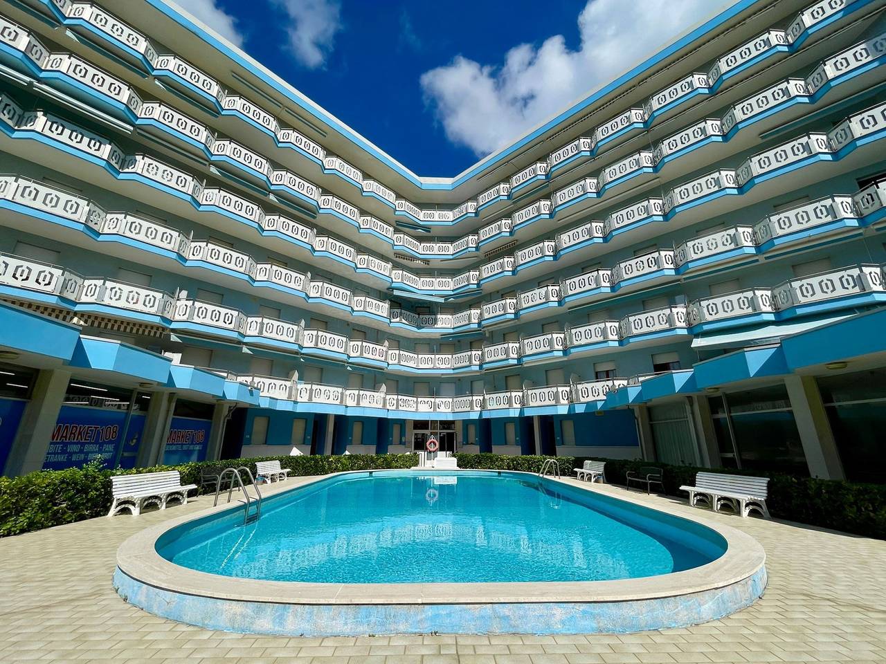 Monolocale intero, Monolocale colorato con piscina in comune in Porto Santa Margherita, Caorle