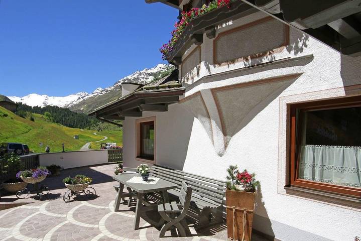 Ferienwohnung für 3 Personen, mit Sauna und Balkon in Obergurgl - 3