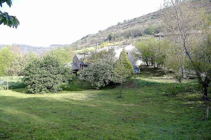 Location de vacances pour 4 personnes, avec jardin et balcon à Dun (toponyme)