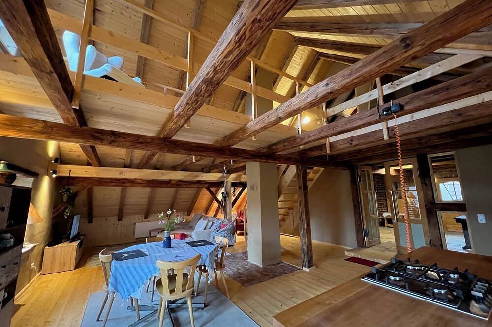 Ganze Wohnung, \"Dach-Traum\" - Naturnahe Auszeit in Maisonette mit Holzseele in Waal, Bayerisch Schwaben
