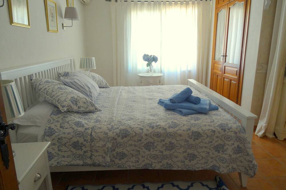 Impresionante villa familiar de 5 dormitorios con vistas espectaculares in Almogía, Provincia de Málaga