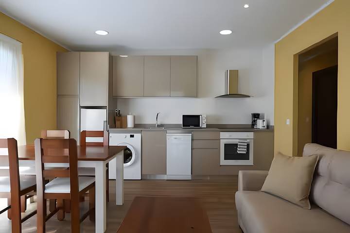Casa rural para 4 personas, con jardín en Parres - 2