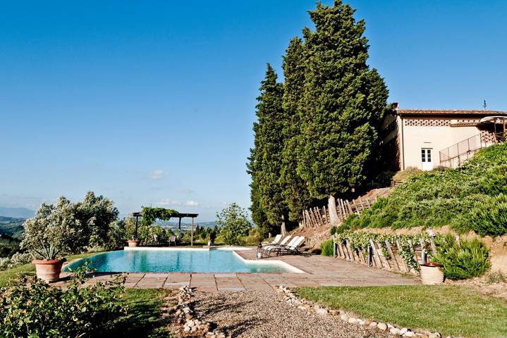 Casa vacanza per 6 persone, con piscina e giardino in Montelupo Fiorentino