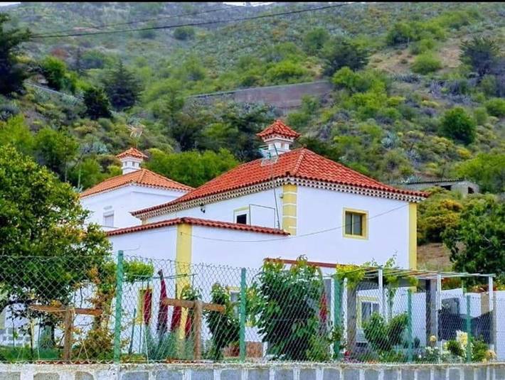 Casa de vacaciones para 6 personas, con jardín además de terraza y vistas - 1
