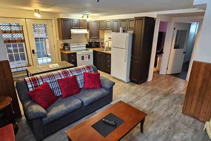 Gîte pour 4 personnes, avec jardin, animaux acceptés dans Saint Donat De Montcalm