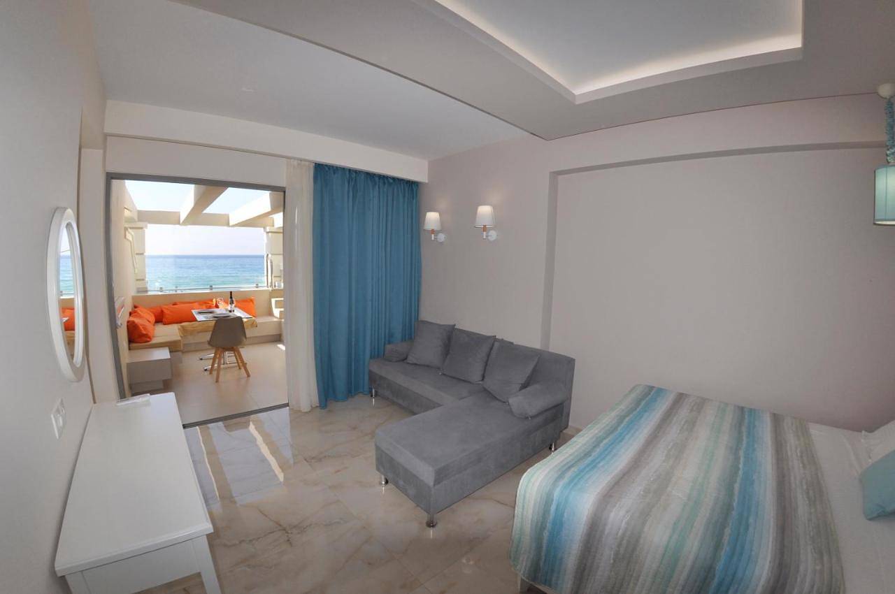 Agios Gordios Beach Resort in Agios Gordios, Corfou