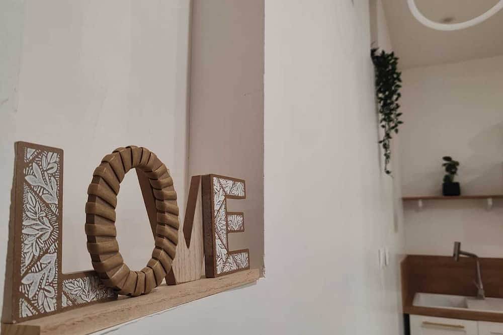 Entire apartment, La Parenthèse Romantique in Sully-sur-Loire, Loire Valley