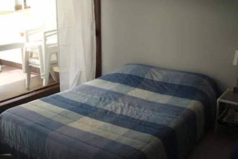 Entire apartment, Troia Resort T0 / T1 - 100 meters from the beach and supermarket (Lisbon 50km) in Praia Tróia Mar, Carvalhal