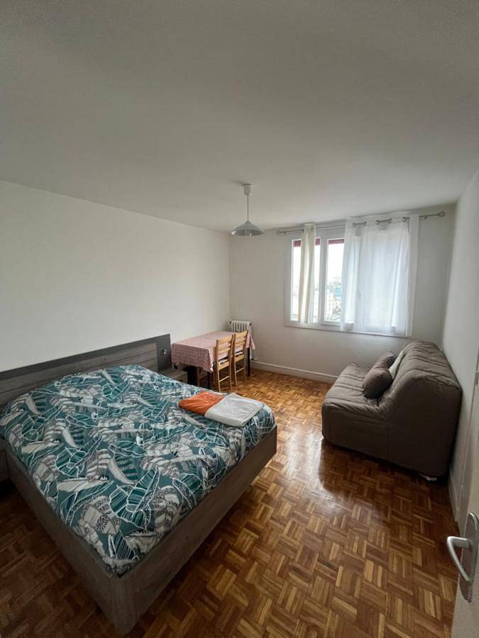 Appartement entier, Le château in Fontaine, Isère