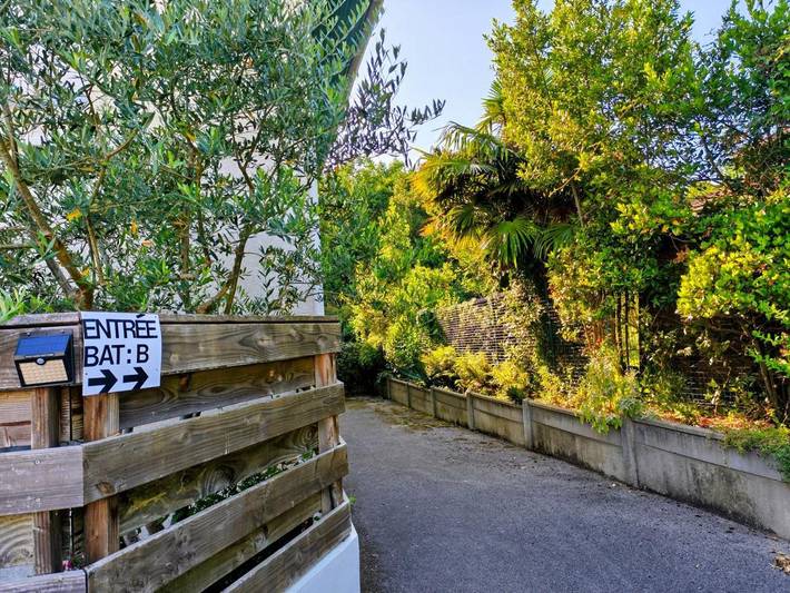 Gîte pour 2 personnes, avec Terrasse ainsi que Jardin et Vue à Boucau - 2