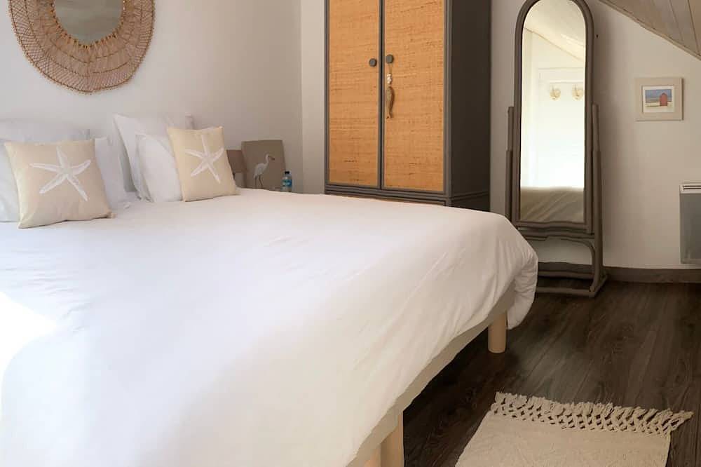 Charmante maison rénovée au calme avec jardin privatif, à 500m des plages et proche commerces in Batz-sur-Mer, Côte d'Amour