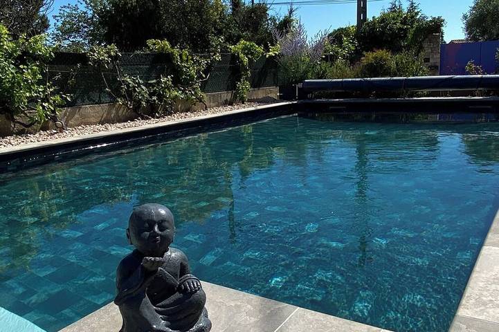 Ferienwohnung für 2 Personen, mit Terrasse und Garten sowie Pool