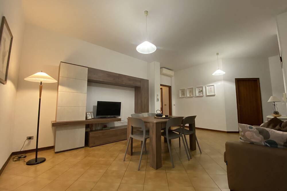 Apartamento entero, Spacious apartment near the racing circuit in Imola, Provincia de Bologna