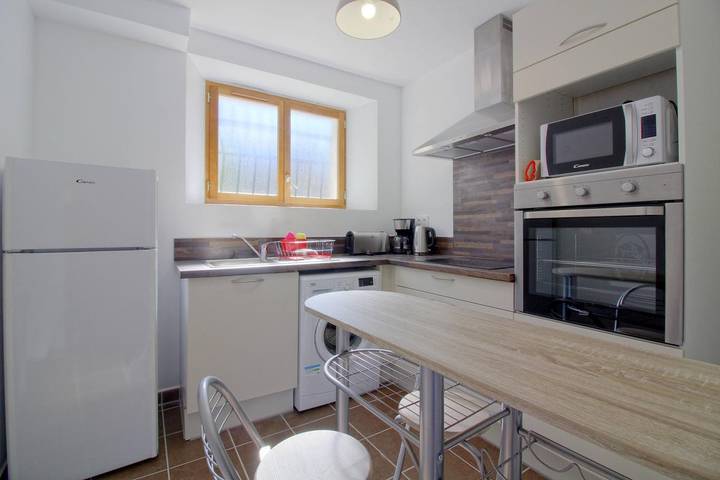 Gîte pour 4 personnes, avec jardin à Azet - 2